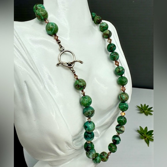 African Turquoise Jasper & Crystal Beaded Necklace w/ Silver Toggle Clasp 20” - Picture 5 of 17